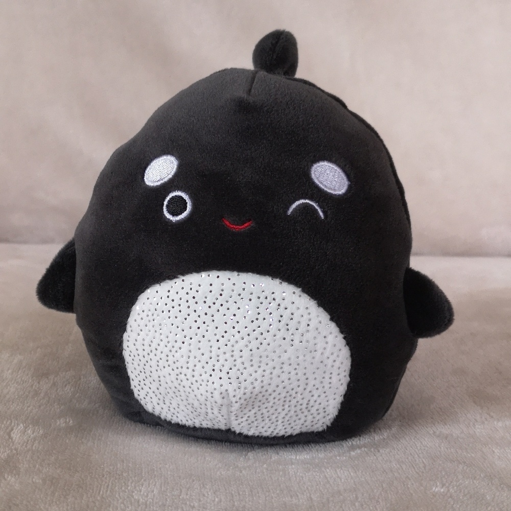 Squishmallow Black Orca Kai 5 inches